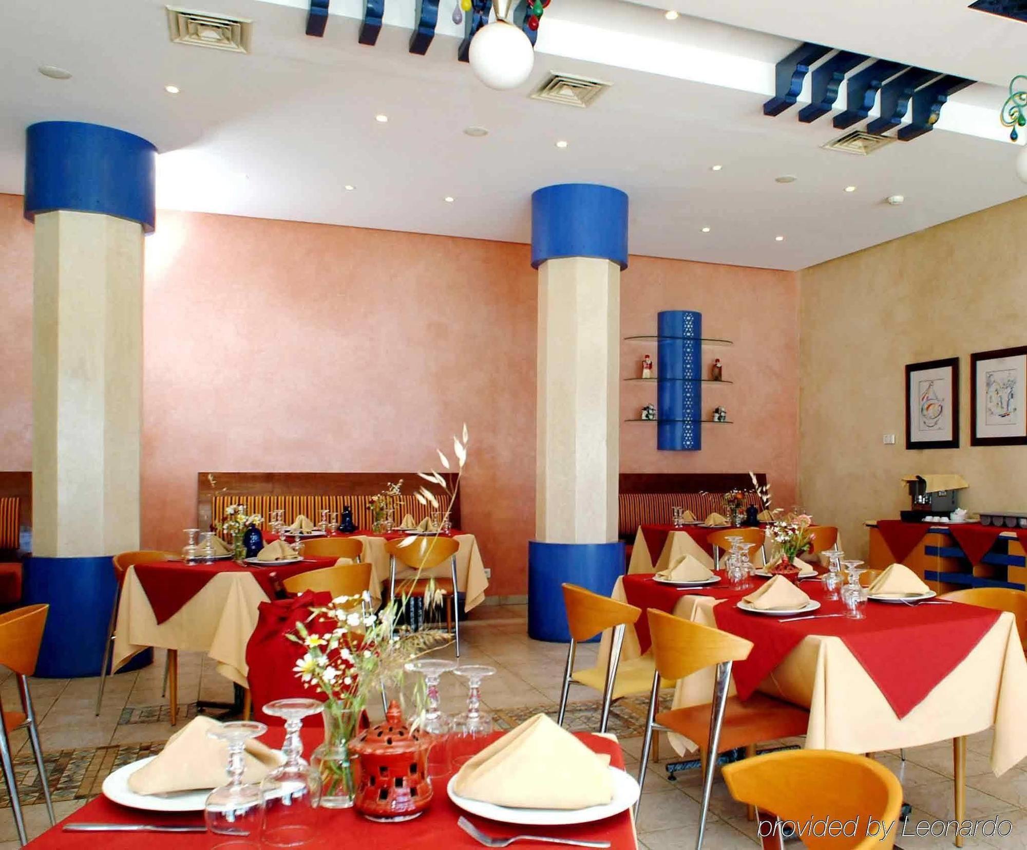 Ibis Fnideq Otel Dış mekan fotoğraf