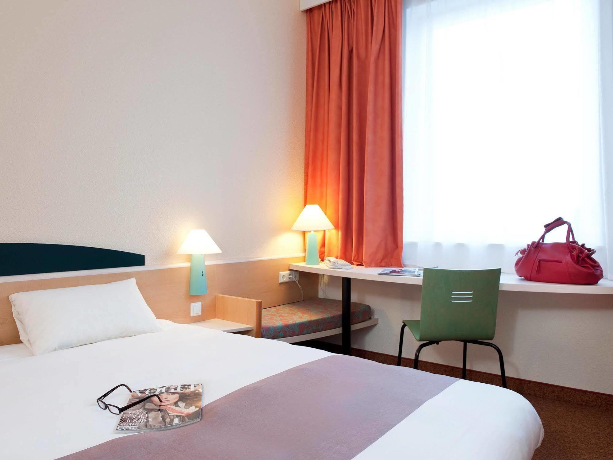 Ibis Fnideq Otel Dış mekan fotoğraf
