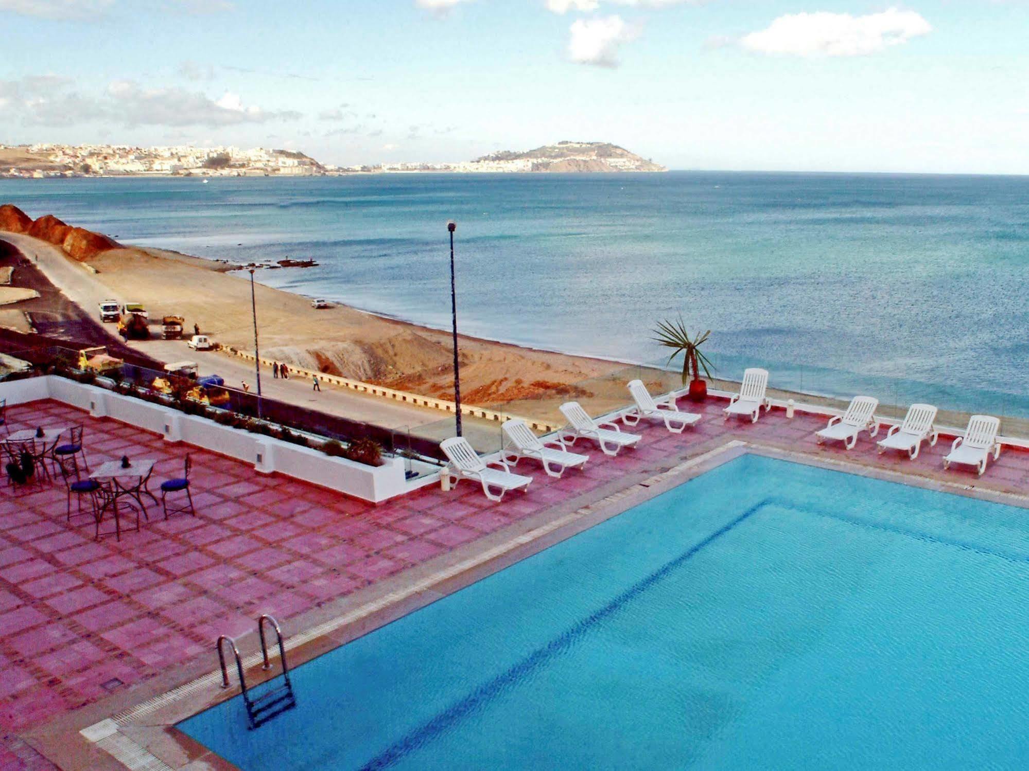 Ibis Fnideq Otel Dış mekan fotoğraf